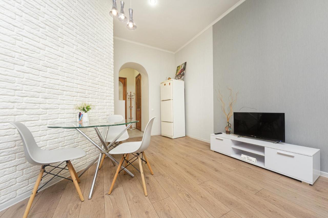 Apartment Zhukovskogo 17 Odesa Exterior foto