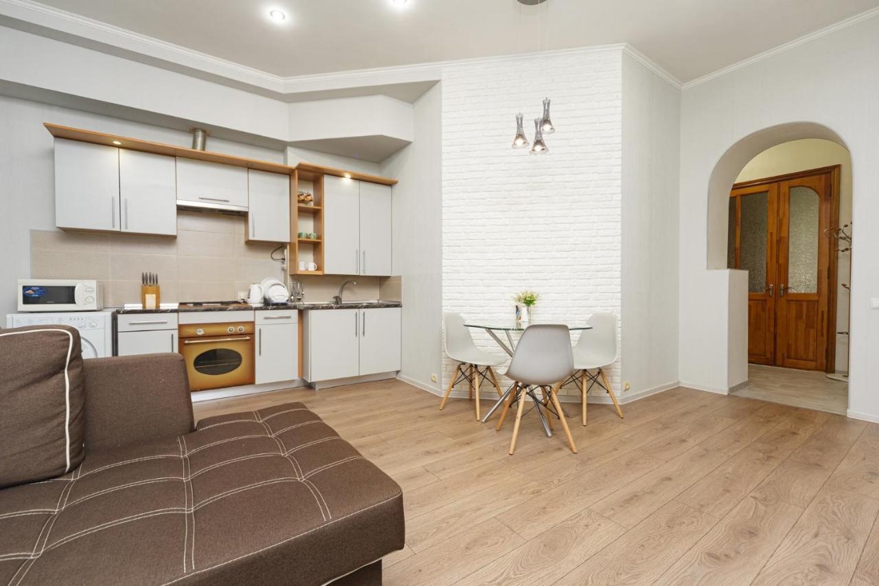 Apartment Zhukovskogo 17 Odesa Exterior foto